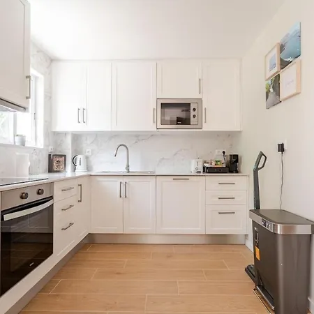 Casa Eden Patio-porch-ws-bbq-fast Wifi! 2br Modern Near Marina! Apartment *