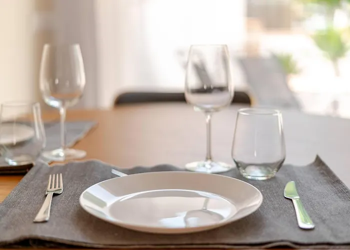 Casa Eden 2br Modern Near Marina! Patio-porch-ws-bbq-fast Wifi! Apartament