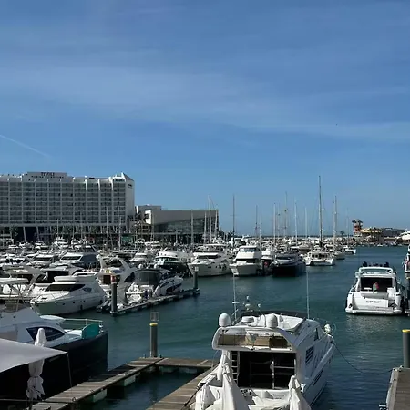 Casa Eden 2br Modern Near Marina! Patio-porch-ws-bbq-fast Wifi!