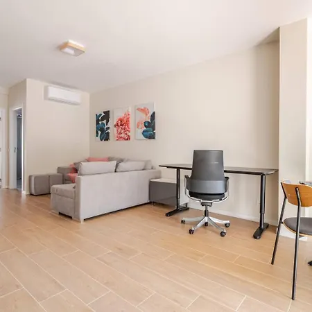 Casa Eden 2br Modern Near Marina! Patio-porch-ws-bbq-fast Wifi! Апартаменты Картейра