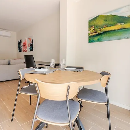 Casa Eden Patio-porch-ws-bbq-fast Wifi! 2br Modern Near Marina! Quarteira